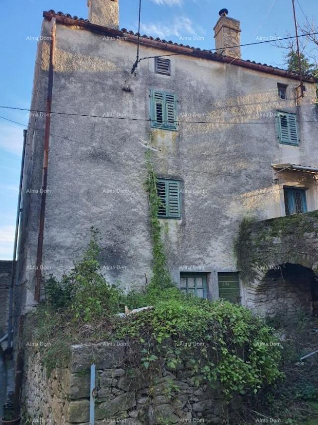 Kuća Prodaja kuće  za renovaciju, Labin