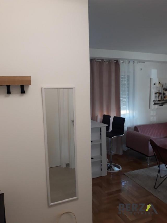 IZDAJE SE NOV RENOVIRAN STAN NA NOVOM NASELJU