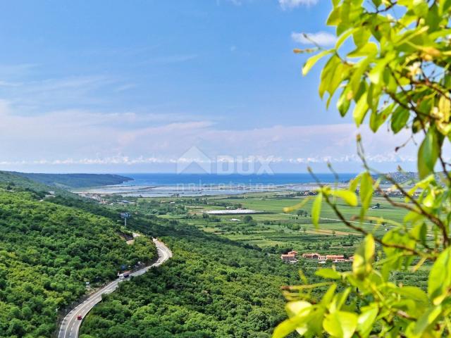 ISTRA, BUJE - Kamena kuća sa spektakularnim pogledom