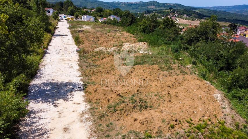 Land with a view of Motovun!