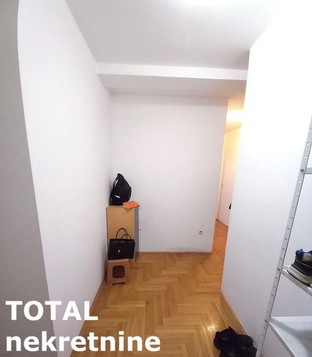 2 Dvosoban stan NOVI SAD, 121000€