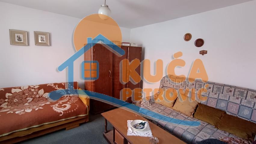 Kuća 60m2, Gornje Sinkovce, plac 764m2