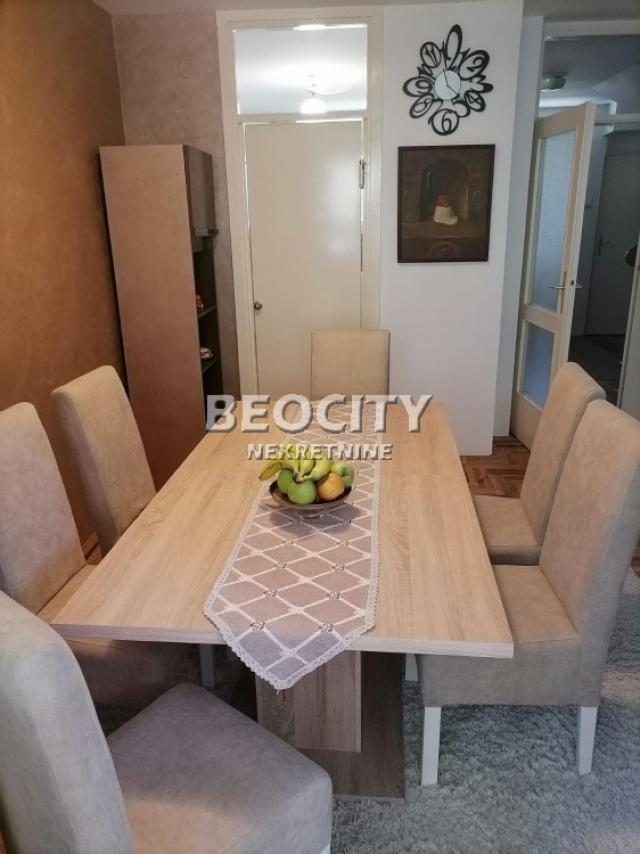 Zemun, Batajnica, Sevastokratora Vlatka, 4. 0, 110m2, 185000EUR