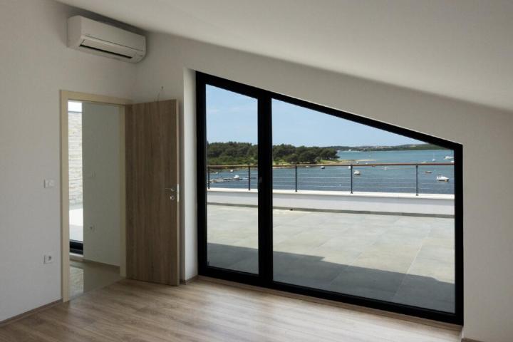 Poreč, La Mula, luksuzan trosoban dvoetažni Penthouse NKP 96 m2 NOVOGRADNJA