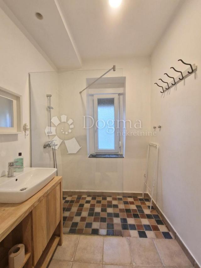 Flat Centar, Rijeka, 59,80m2