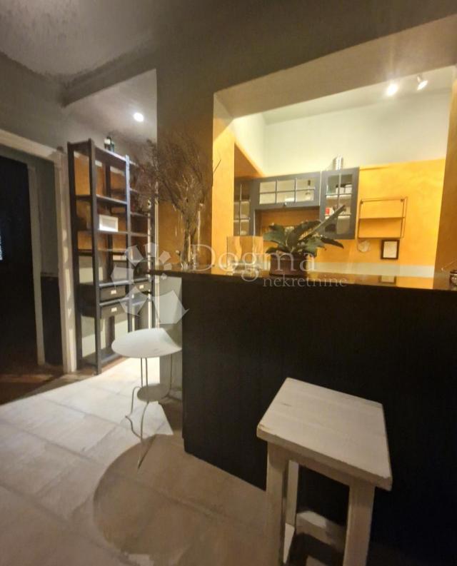 Flat Centar, Rijeka, 59,80m2