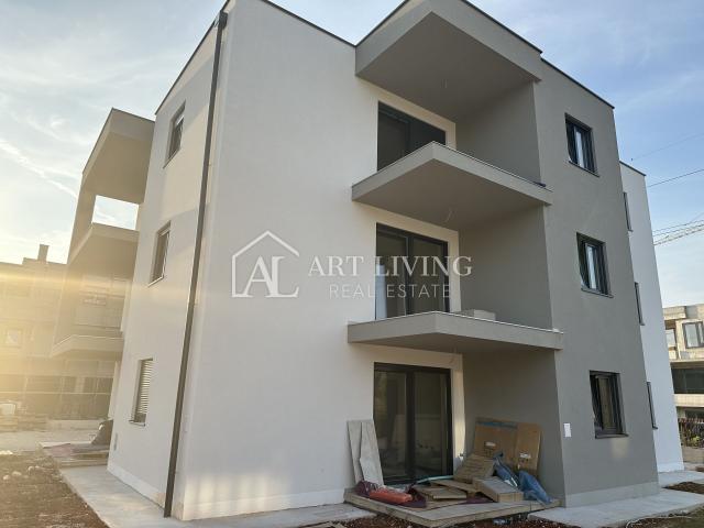 Istria, Umag, surroundings - modern apartment on the first floor - NEW BUILDING