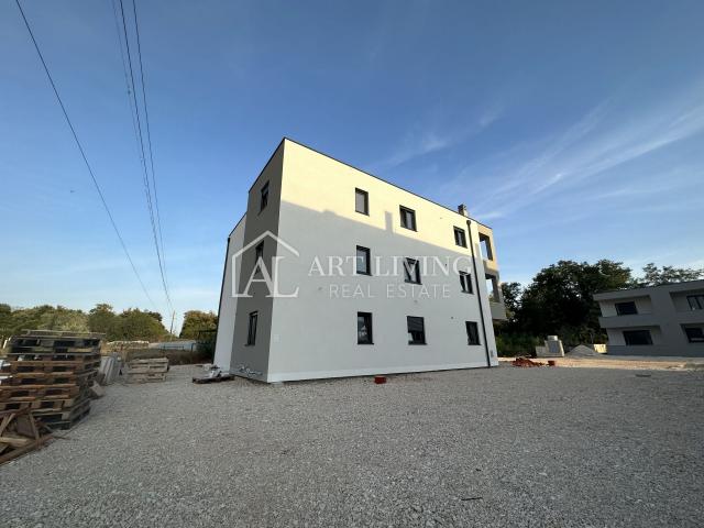 Istria, Umag, surroundings - modern apartment on the first floor - NEW BUILDING