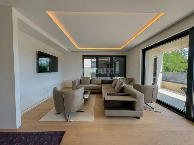 OPATIJA, IKA - luxuriously furnished apartment 105m2 in a new building for long-term rent