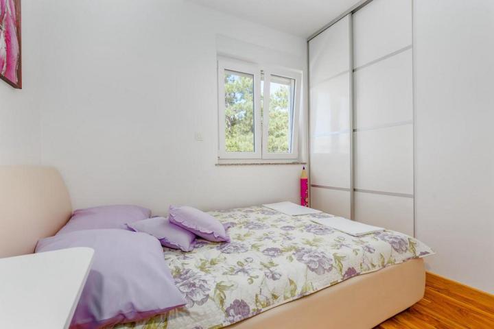 Crikvenica, eksluzivni četverosbni penthouse NKP 145 m2 s parkingom