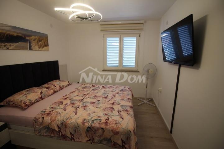 Apartman drugi kat 68. 86 m2 stambenog prostora. trosoban