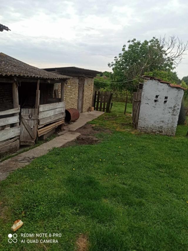 GAKOVO - Prizemna kuća 135 m2 na parceli od cca 800 m2