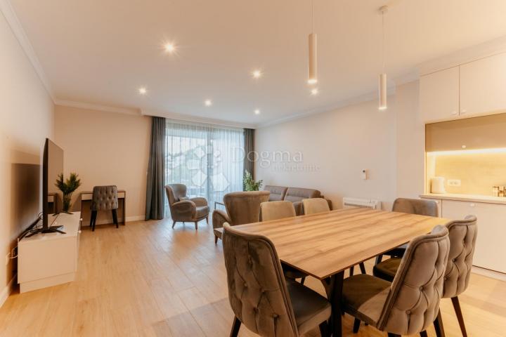 Wohnung Opatija - Centar, Opatija, 95,50m2