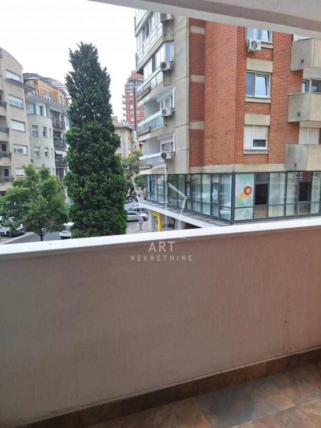 Kalenić pijaca, Mileševska, 70m2 ID#8583