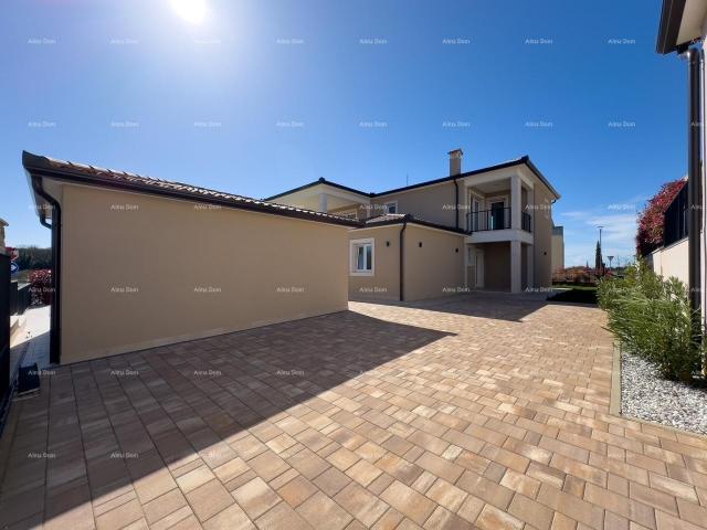 House Beautiful Mediterranean style villa with a swimming pool for sale, Umag