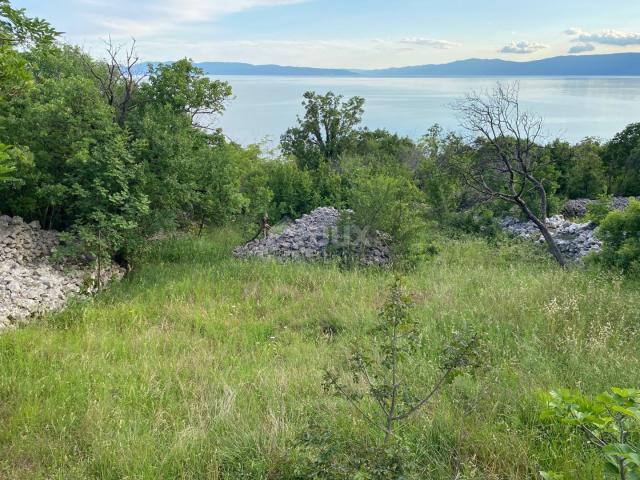 RIJEKA, KOSTRENA - land 2,106 m2 with sea view - only 230 meters from the sea! OPPORTUNITY!