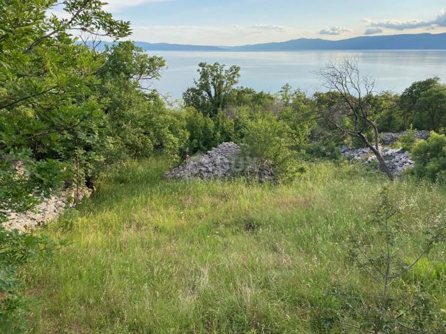 RIJEKA, KOSTRENA - land 2,106 m2 with sea view - only 230 meters from the sea! OPPORTUNITY!