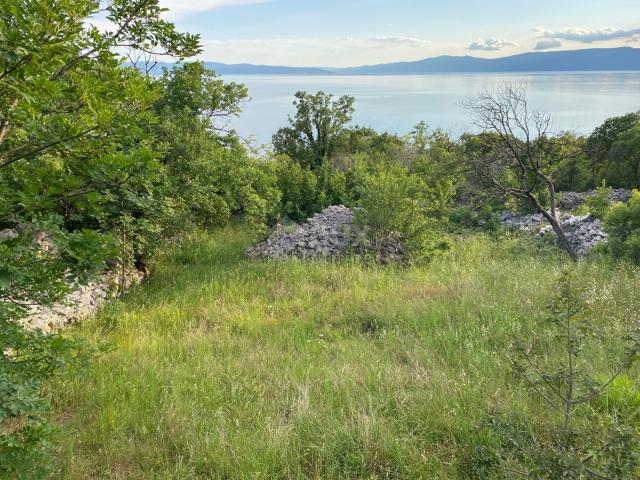 RIJEKA, KOSTRENA - land 2,106 m2 with sea view - only 230 meters from the sea! OPPORTUNITY!