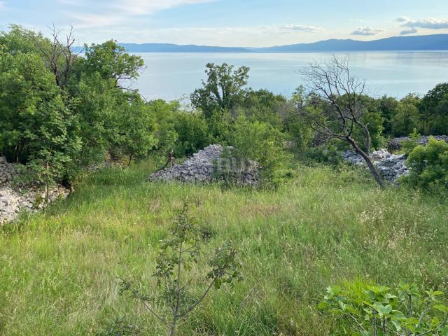 RIJEKA, KOSTRENA - land 1,211 m2 with sea view - only 160 meters from the sea! OPPORTUNITY!