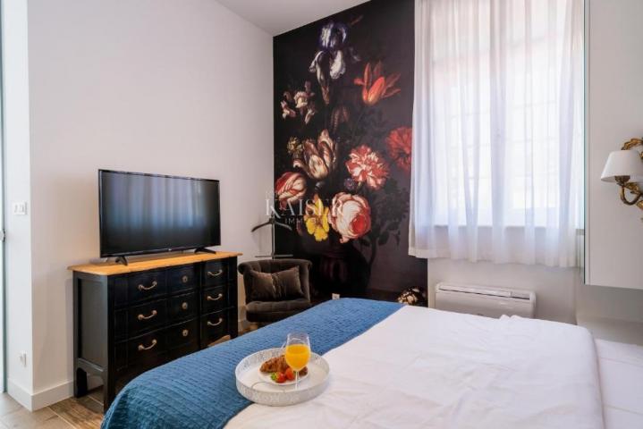 Opatija - 5 luksuzno uređenih apartmana u centru