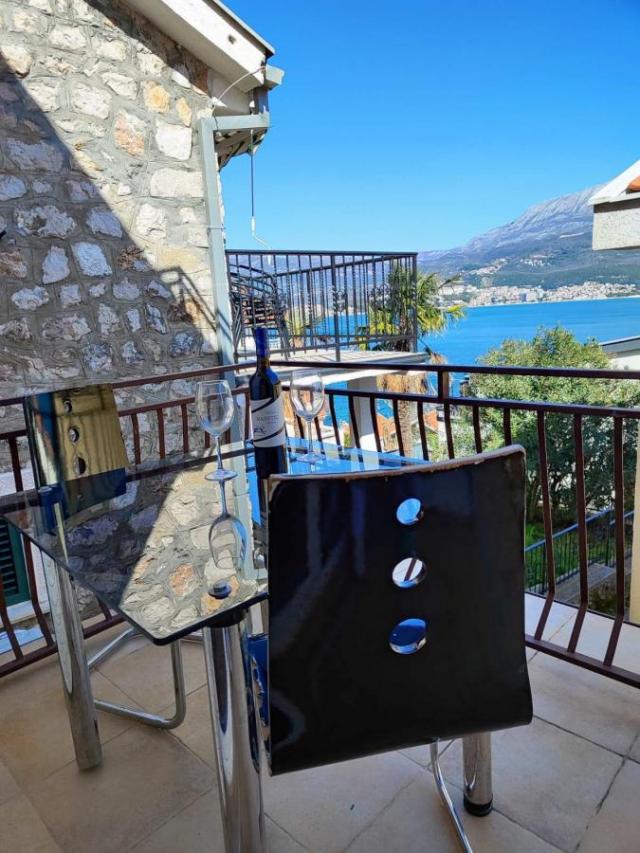 One-bedroom apartment 58 m2 for sale, Herceg Novi, Njivice