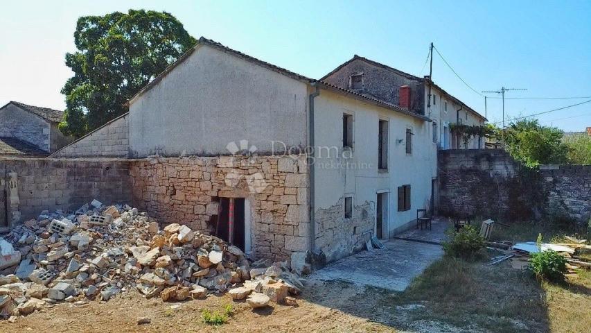 BEAUTIFUL ISTRIAN HOUSE IN A RELAXING LOCATION