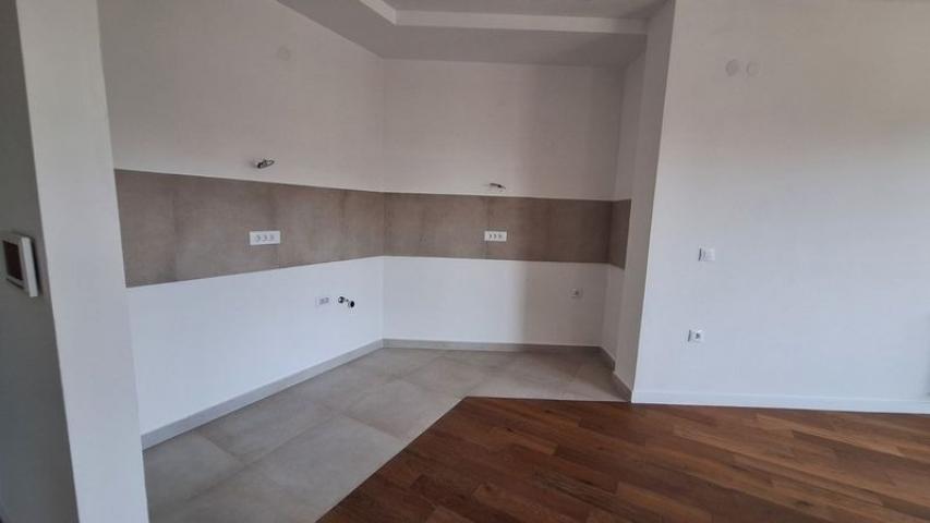 120m2 Grbavica