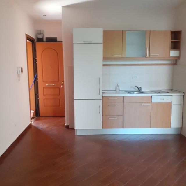 CUKARICA BANOVO BRDO 360m2 , 3200e