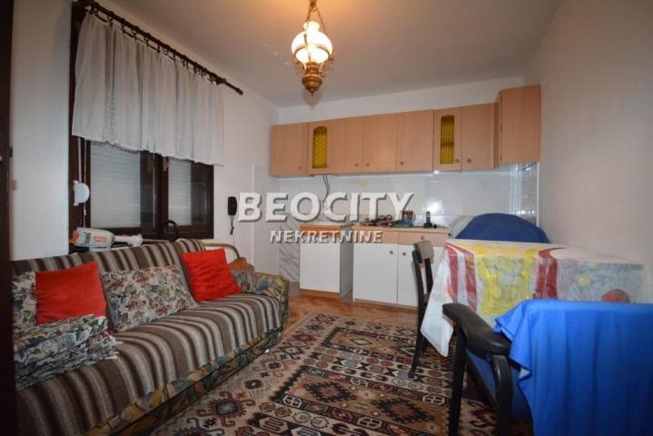 Barajevo, Lipovica, Lipovački put, 5. 0, 181m2, 119500EUR