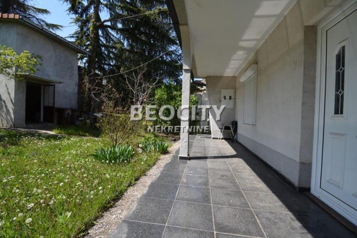 Barajevo, Lipovica, Lipovački put, 5. 0, 181m2, 119500EUR