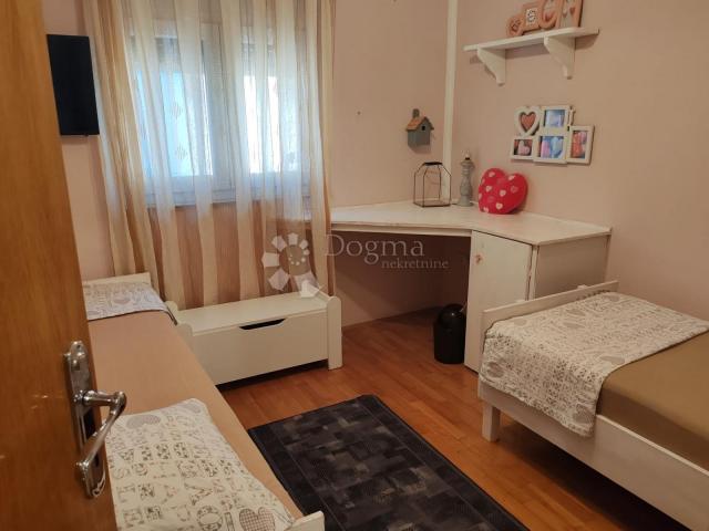 Flat Podsolarsko, Šibenik - Okolica, 83,86m2