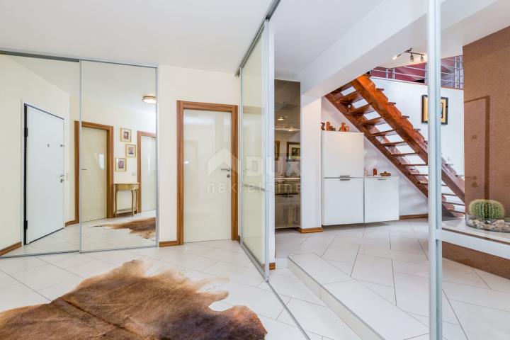 OPATIJA - Penthouse 222m2 in a fantastic location