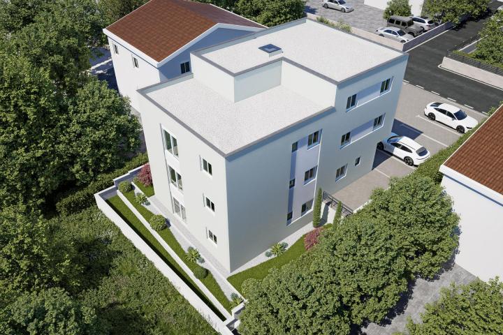 Zadar, Borik, dvosoban stan u prizemlju s vrtom na izvrsnoj lokaciji, NKP 63, 01 m2