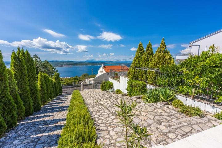 Crikvenica, luksuzna vila s pogledom na more i bazenom