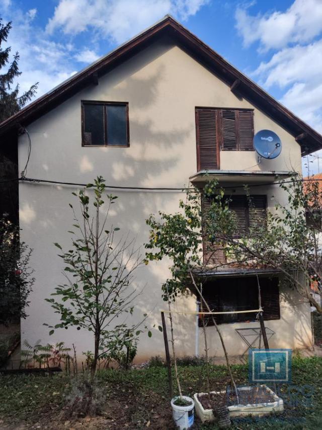 Comfortable house in a quiet street