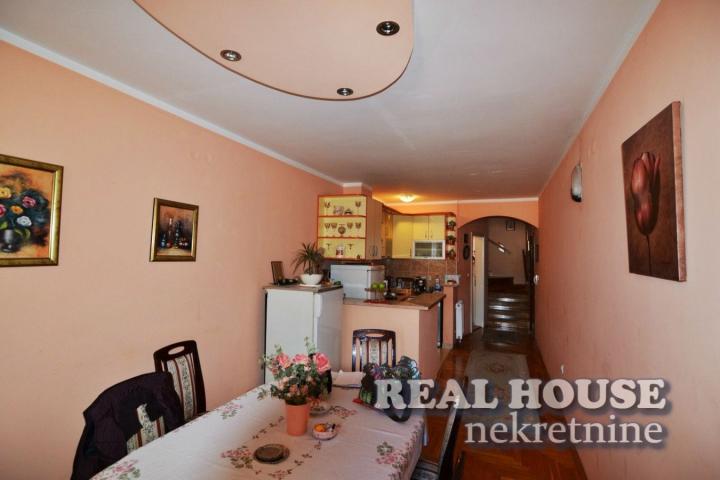 1360 e/m2 cetvorosoban u Novom Sadu