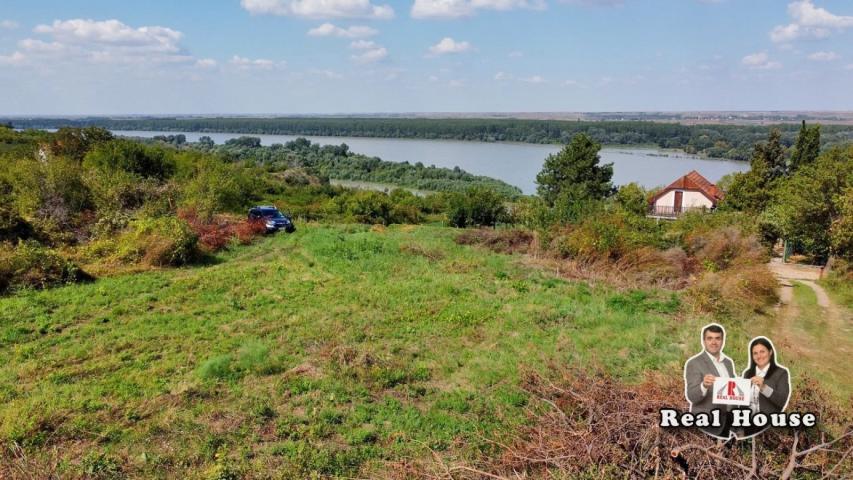 80 ari sa pogledom na Dunav u Slankamenu