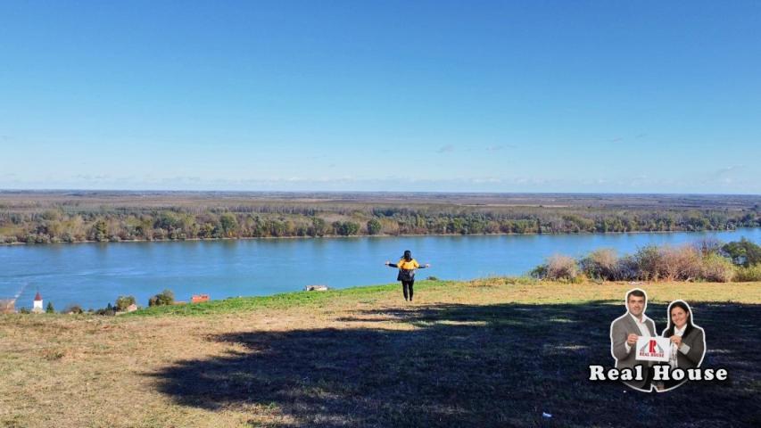 Plac sa najlepsim pogeldom na Dunav