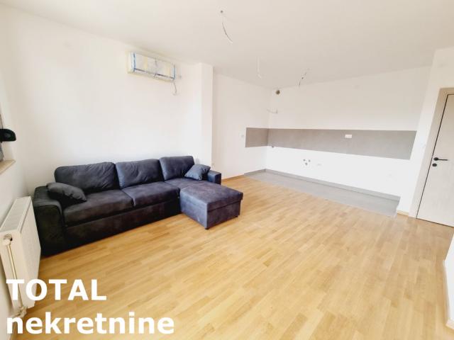 3 Trosoban stan NOVI SAD, 176440€