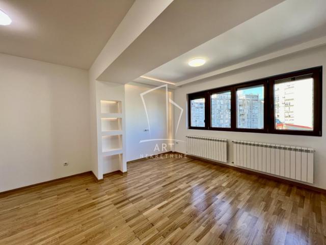 Hala Pionir, lux duplex 88m2 ID#8024