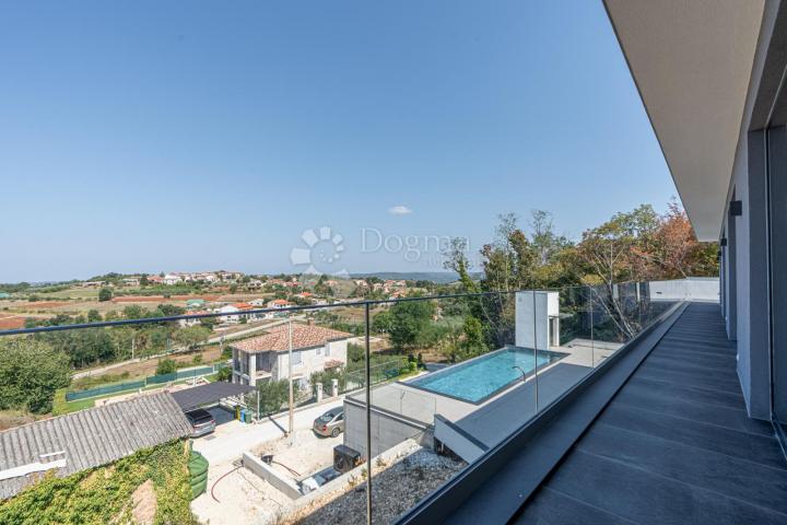 HIGH-QUALITY VILLA UNDER CONSTRUCTION WITH SEA VIEW