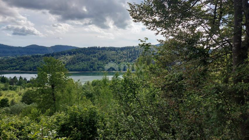 GORSKI KOTAR, FUŽINE - jedinstven projekt u srcu Gorskog kotara, građevinsko zemljište 3340 m2 sa pr