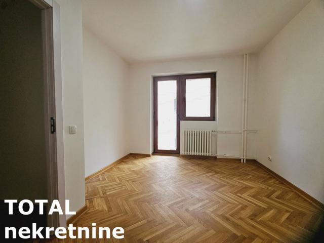 3 Trosoban stan NOVI SAD, 339900€