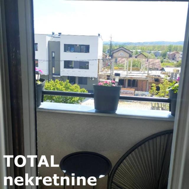 4 Četvorosoban stan NOVI SAD, 154500€