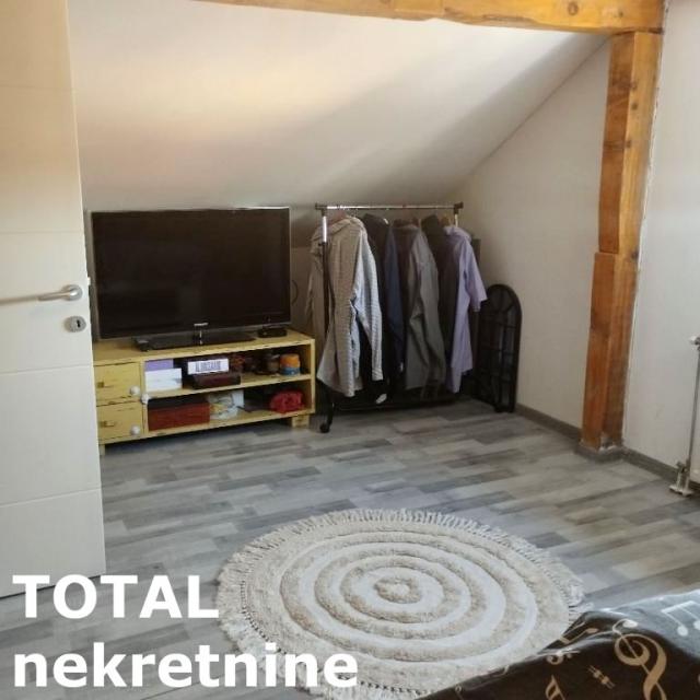 4 Četvorosoban stan NOVI SAD, 154500€