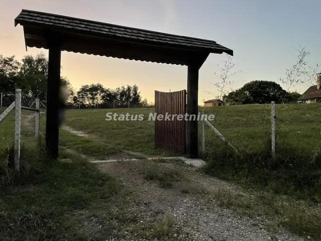 Stražilovo-Fantastičan Osunčan Plac 1770 m2 sa Pogledom-065/385 8880