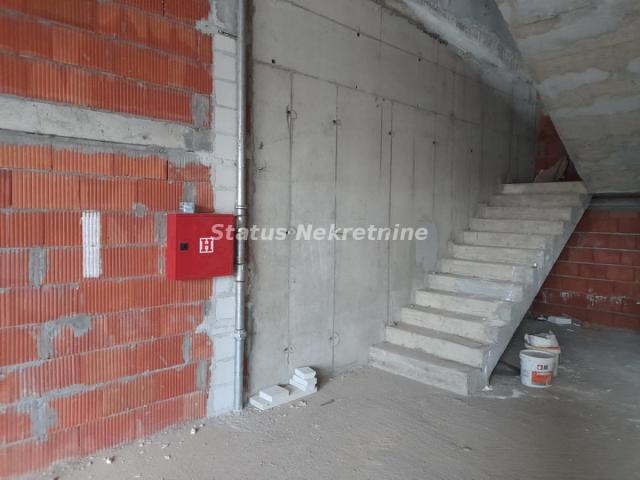 Futoška-Lokal 190 m2 sirovo stanje u blizini Sajma za Informatičare ili Ordinaciju-065/385 8880