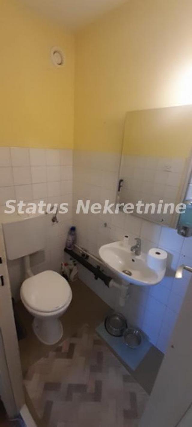 Novo Naselje-Fantastičan Troiposoban stan 87 m2 sa Pogledom na pola grada-065/385 8880