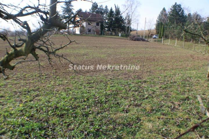 Fruška gora- plac u Građevinskoj zoni - 3415 m2