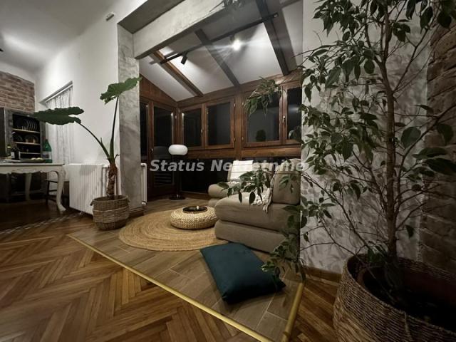 Centar-Luksuzan Trosoban stan 72 m2 na Prestižnoj Lokaciji-065/385 8880